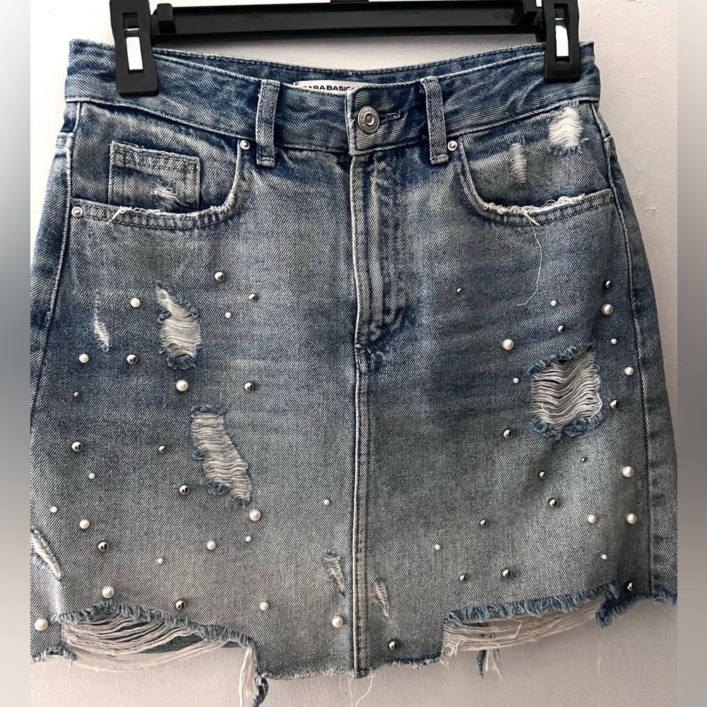 Zara Jean skirt with pearls and metal balls